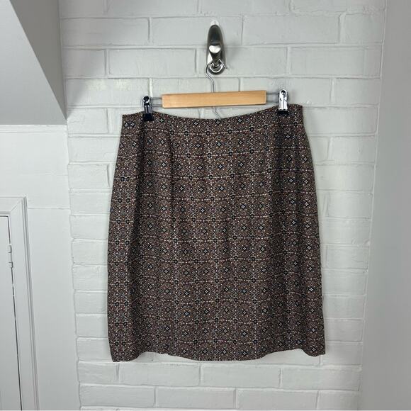 Vintage Hunt Club Brown Patterned Wrap Skirt Size 16 - Picture 7 of 7